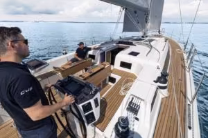 ¡Revelado en Cannes! El Nuevo BAVARIA C46 - Actualidad náutica