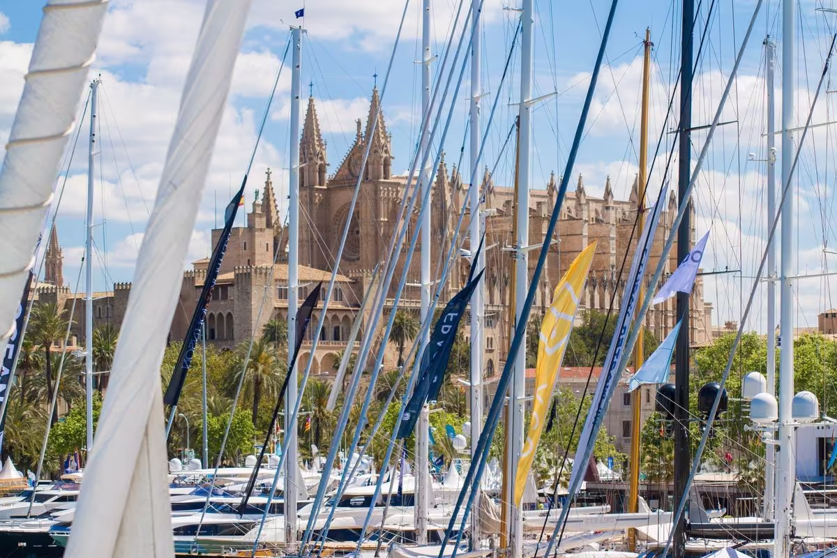 BarcosAVela.com zarpó rumbo al Palma International Boat Show 2023 - Actualidad náutica